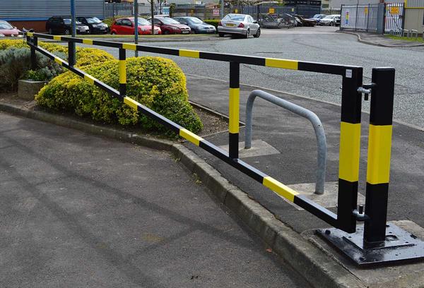 Heavy Duty Commercial Swing Gate product gallery image