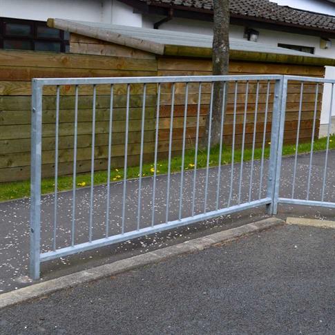 Pedestrian Guardrail - No Sight Top product gallery image